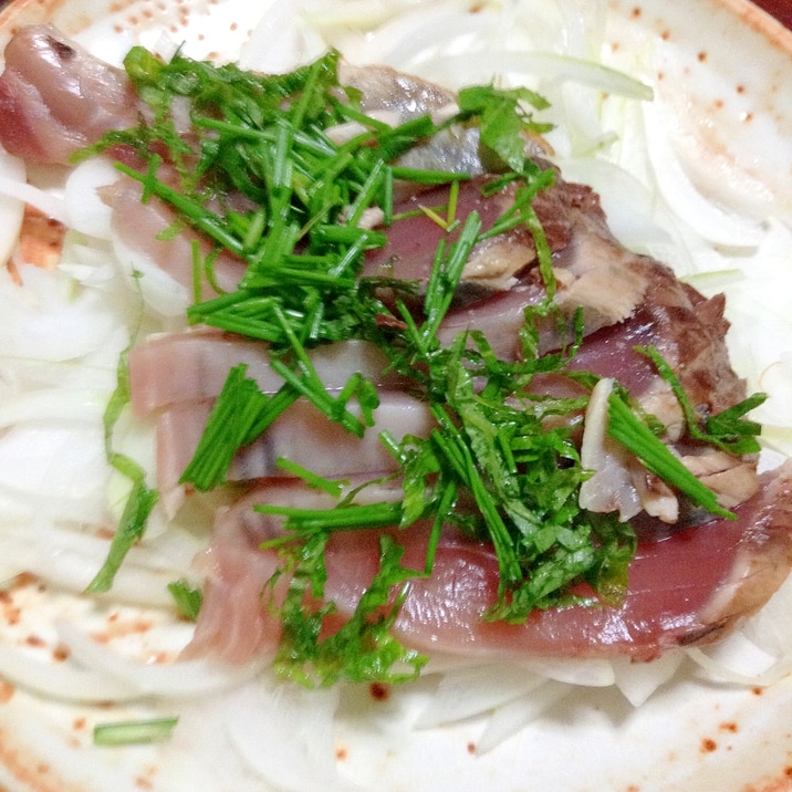 フライパンで血合いを焼いた カツオの塩タタキ風 レシピ 作り方 By とりあえず乾杯 楽天レシピ フライパンで血合いを焼いた カツオの塩タタキ風 レシピ 作り方 By とりあえず乾杯 楽天レシピ